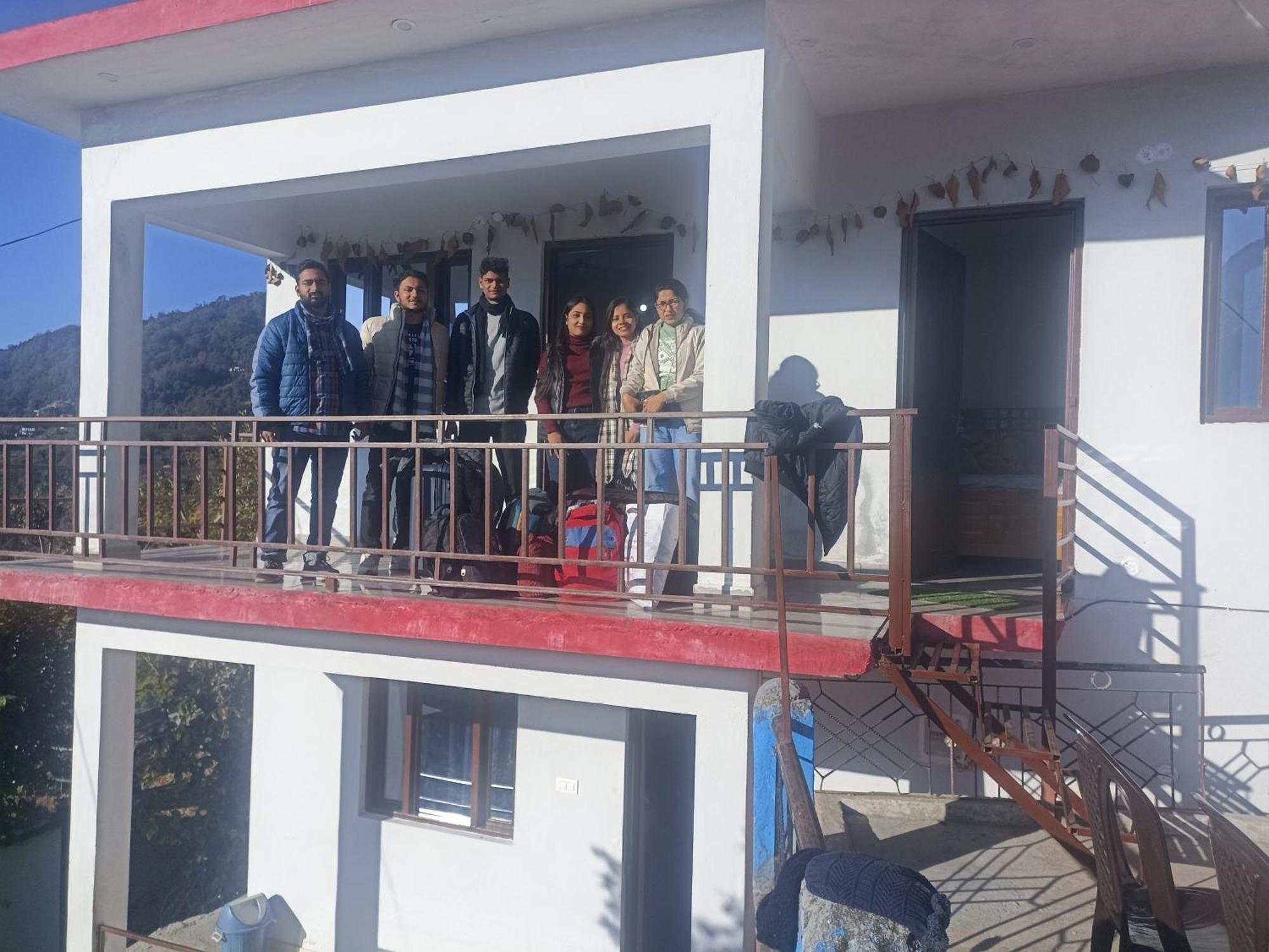 Mayur Homestay Ukhimath Exteriör bild