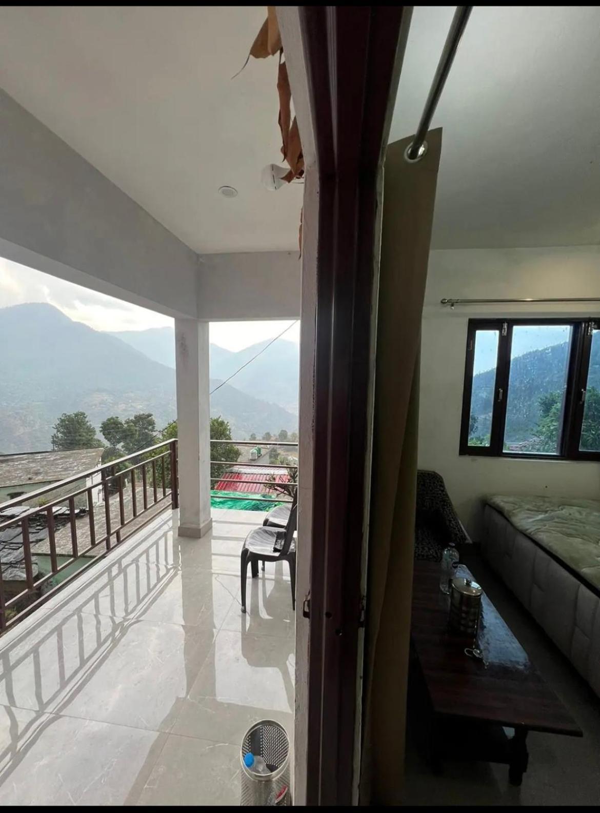 Mayur Homestay Ukhimath Exteriör bild