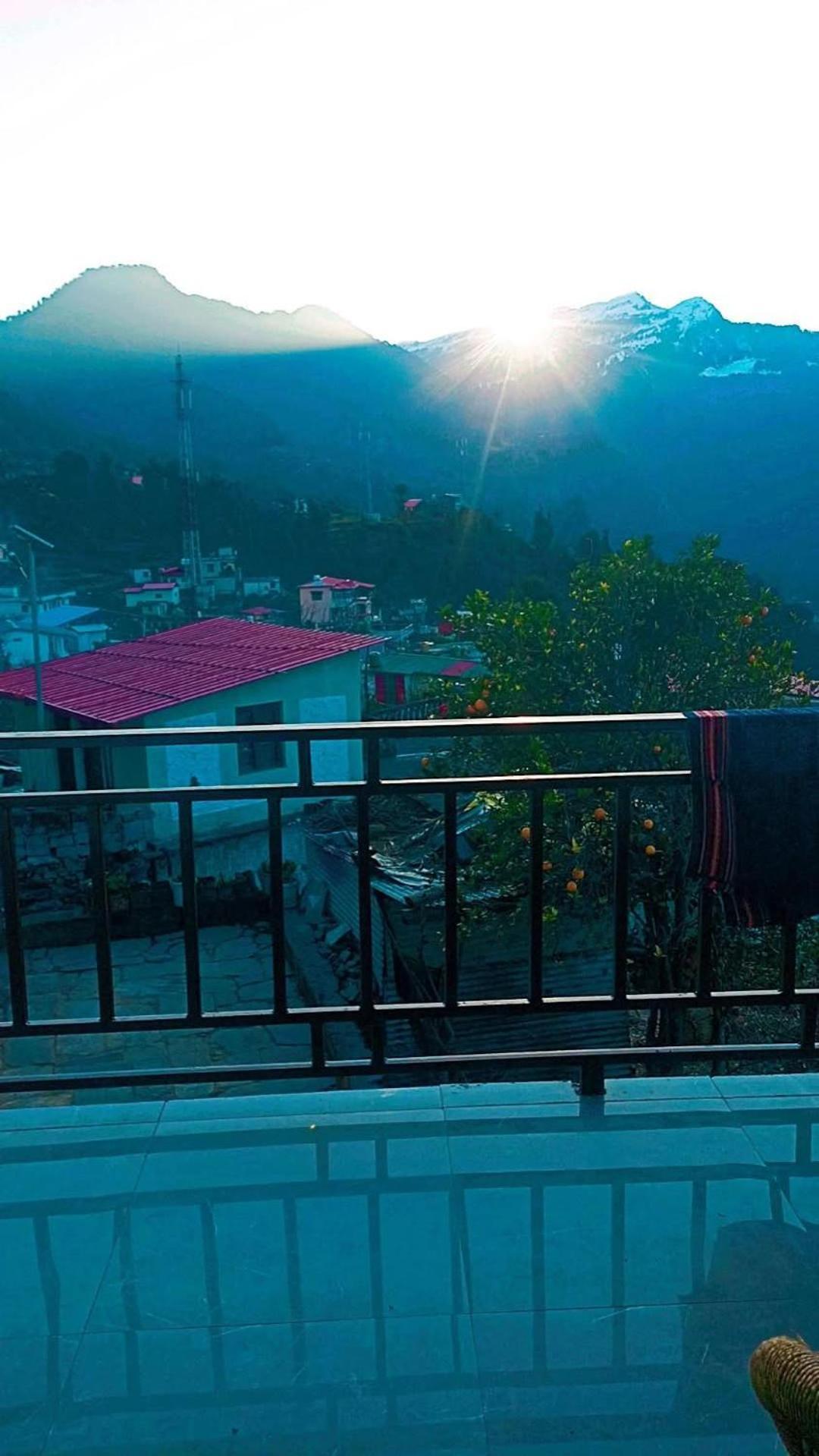 Mayur Homestay Ukhimath Exteriör bild