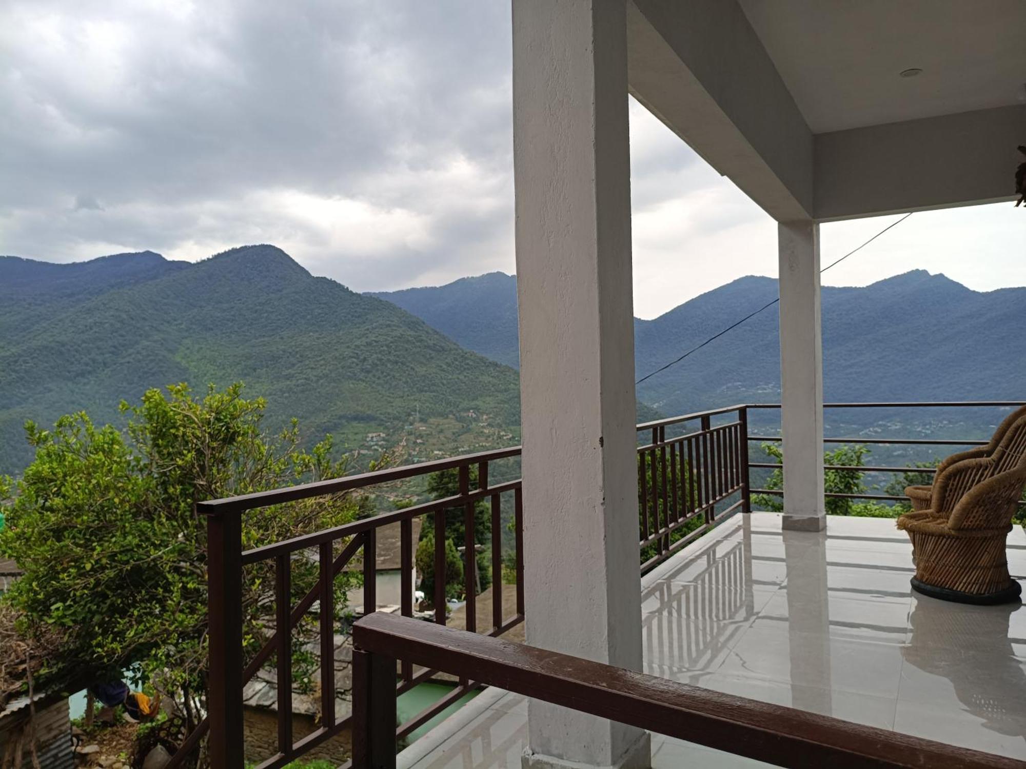 Mayur Homestay Ukhimath Exteriör bild