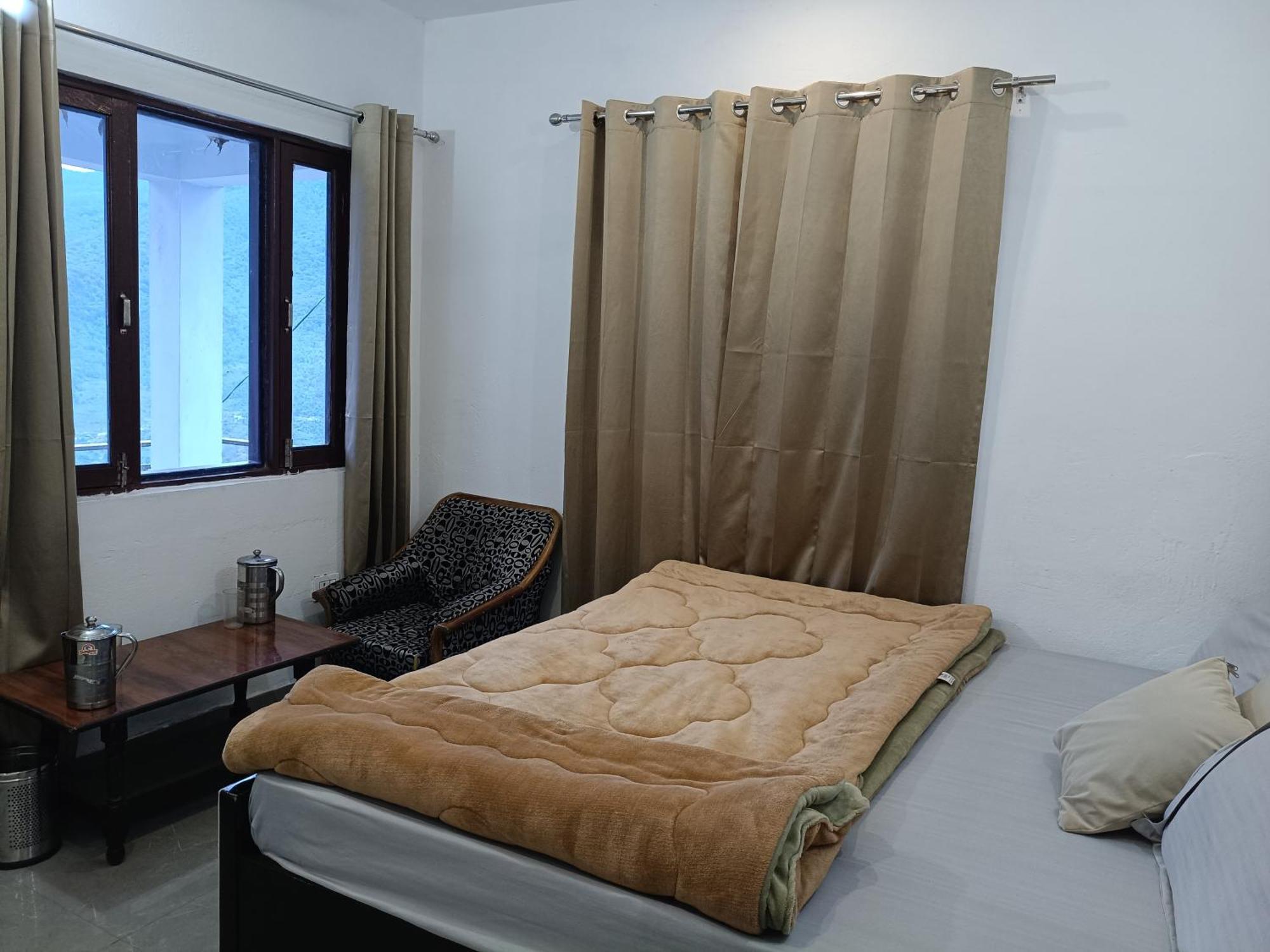 Mayur Homestay Ukhimath Exteriör bild