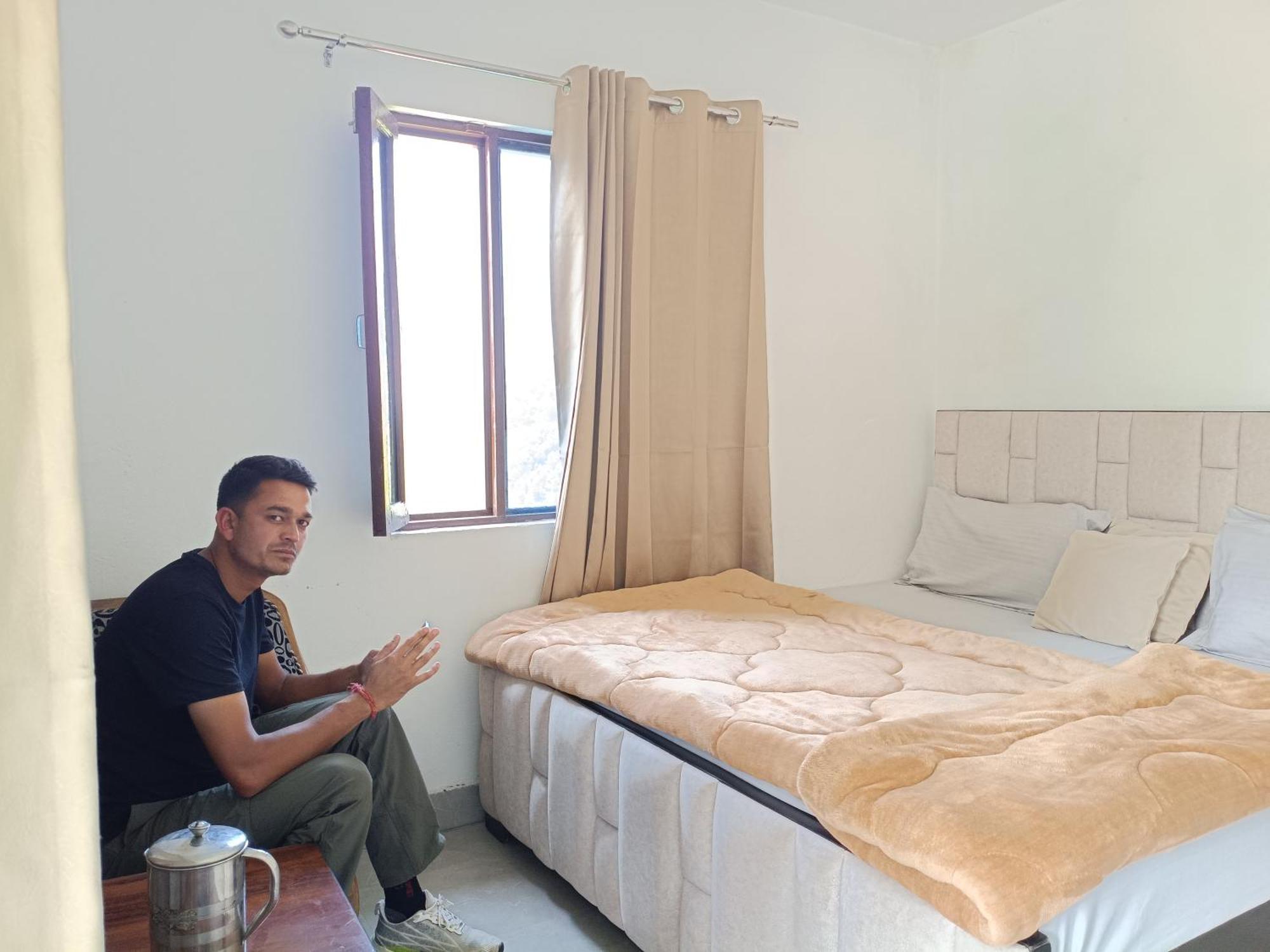 Mayur Homestay Ukhimath Exteriör bild